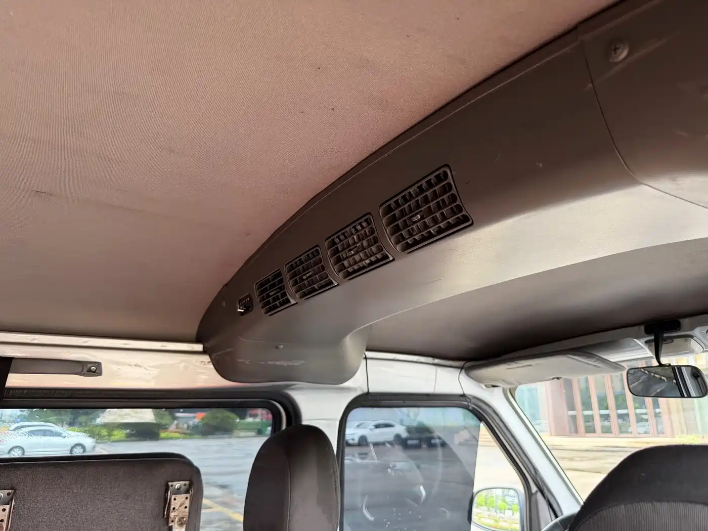 Wuling Motors Wuling Rongguang EV 2022 2022 Basic Passenger Vehicle EVE Battery