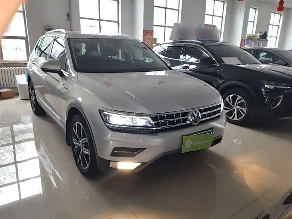 Volkswagen Tiguan L 2019 380TSI Auto AWD Smart Luxury Edition China V фото 3