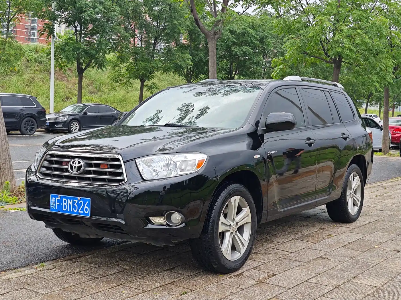 Toyota Highlander 2009 2.7L 2WD 7-seater Luxury Edition