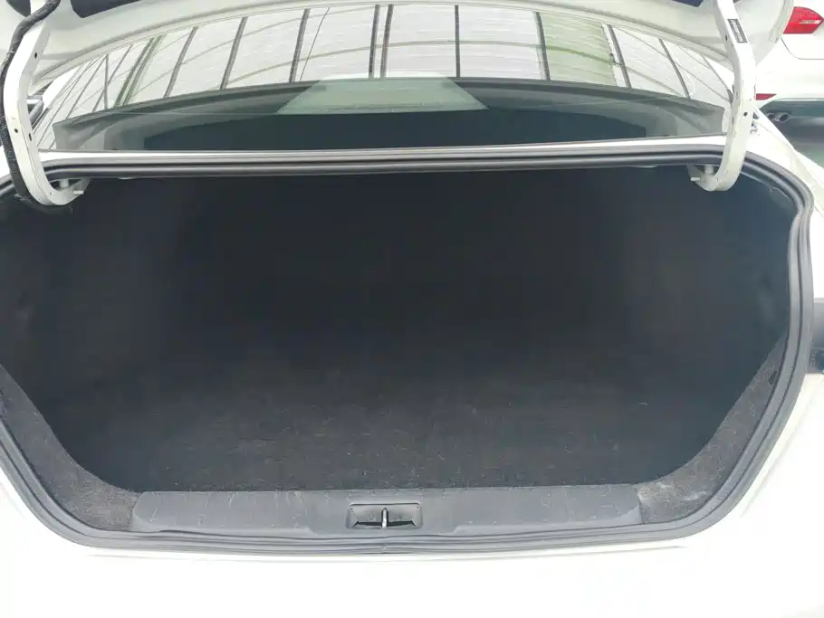 Nissan SYLPHY, миниатюра 4