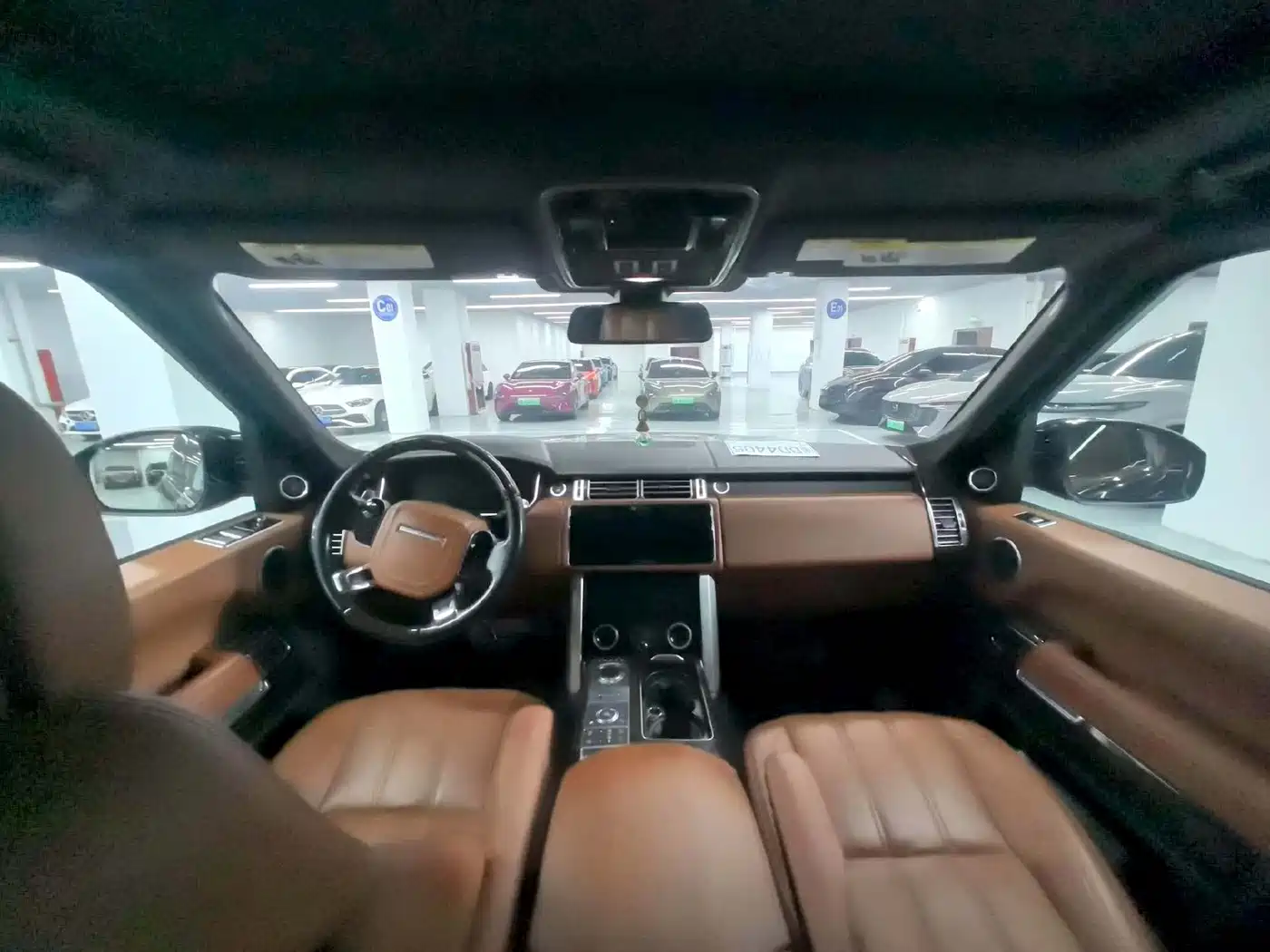 Land Rover Range Rover 2017 3.0 SC V6 Vogue LWB (Long Wheelbase) фото 5