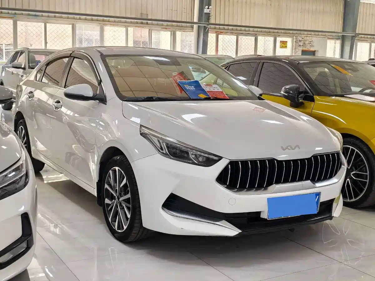 Фото 3 - Kia K3