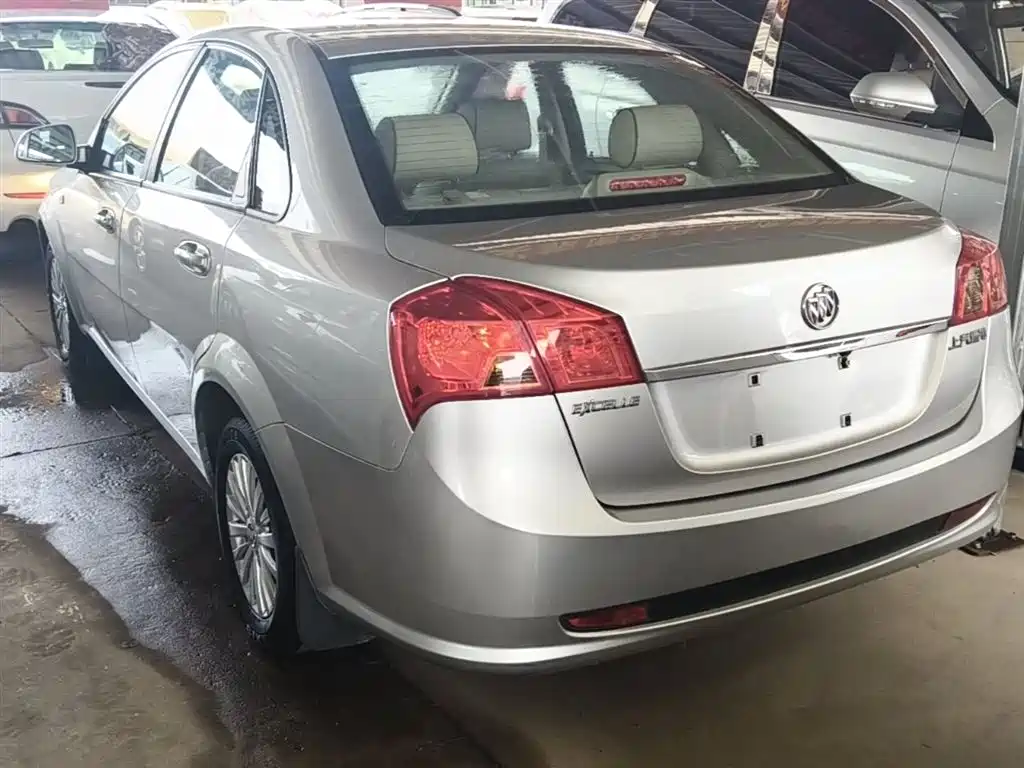 Buick Excelle 2015 1.5L Automatic Classic фото 5
