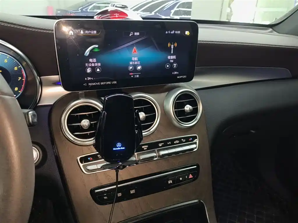 Mercedes-Benz GLC 2022 Facelift GLC 260 L 4MATIC Luxury Model фото 13