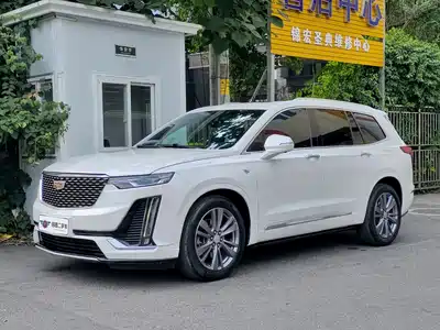Cadillac XT6