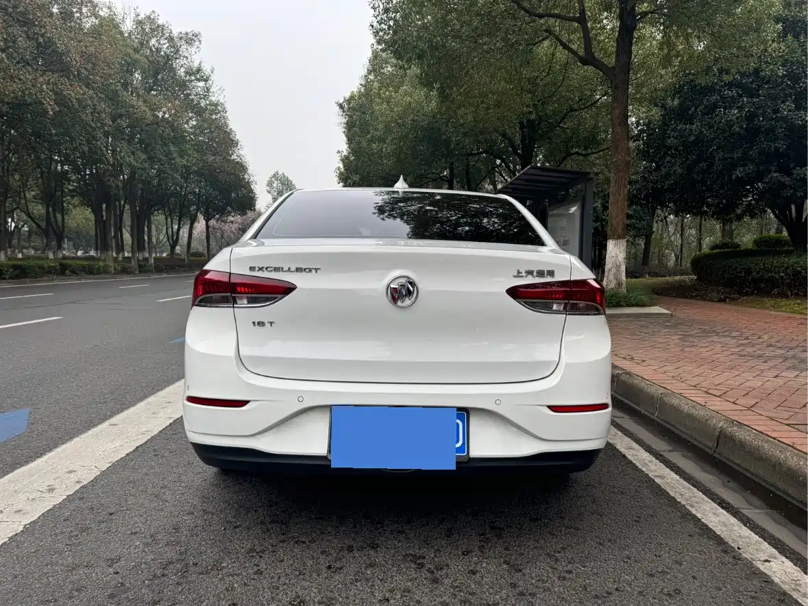 Buick Excelle 2019 18T Auto Connected Elite China VI фото 8
