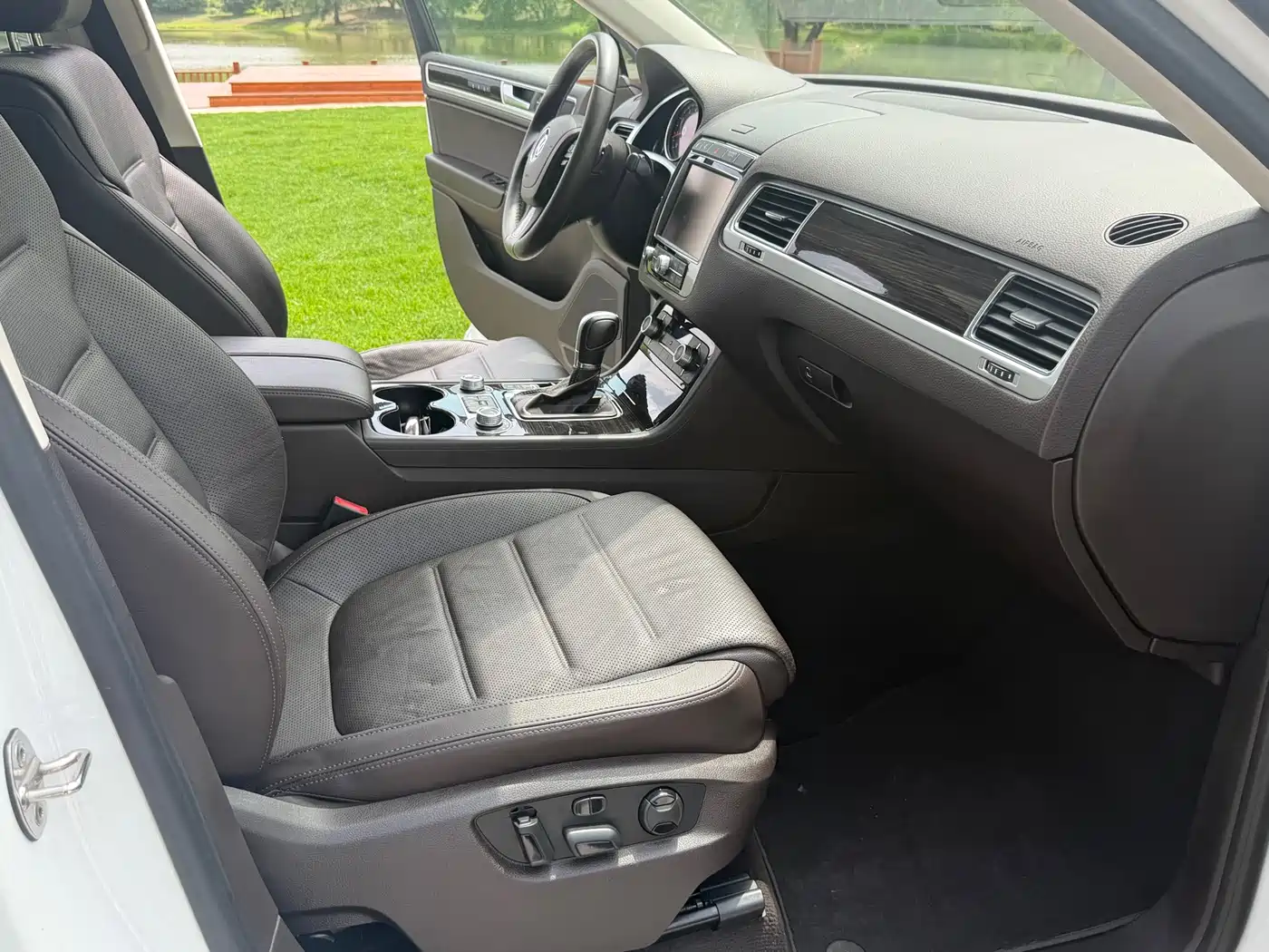 Volkswagen Touareg 2017 3.0TSI Mountain Master Edition фото 5