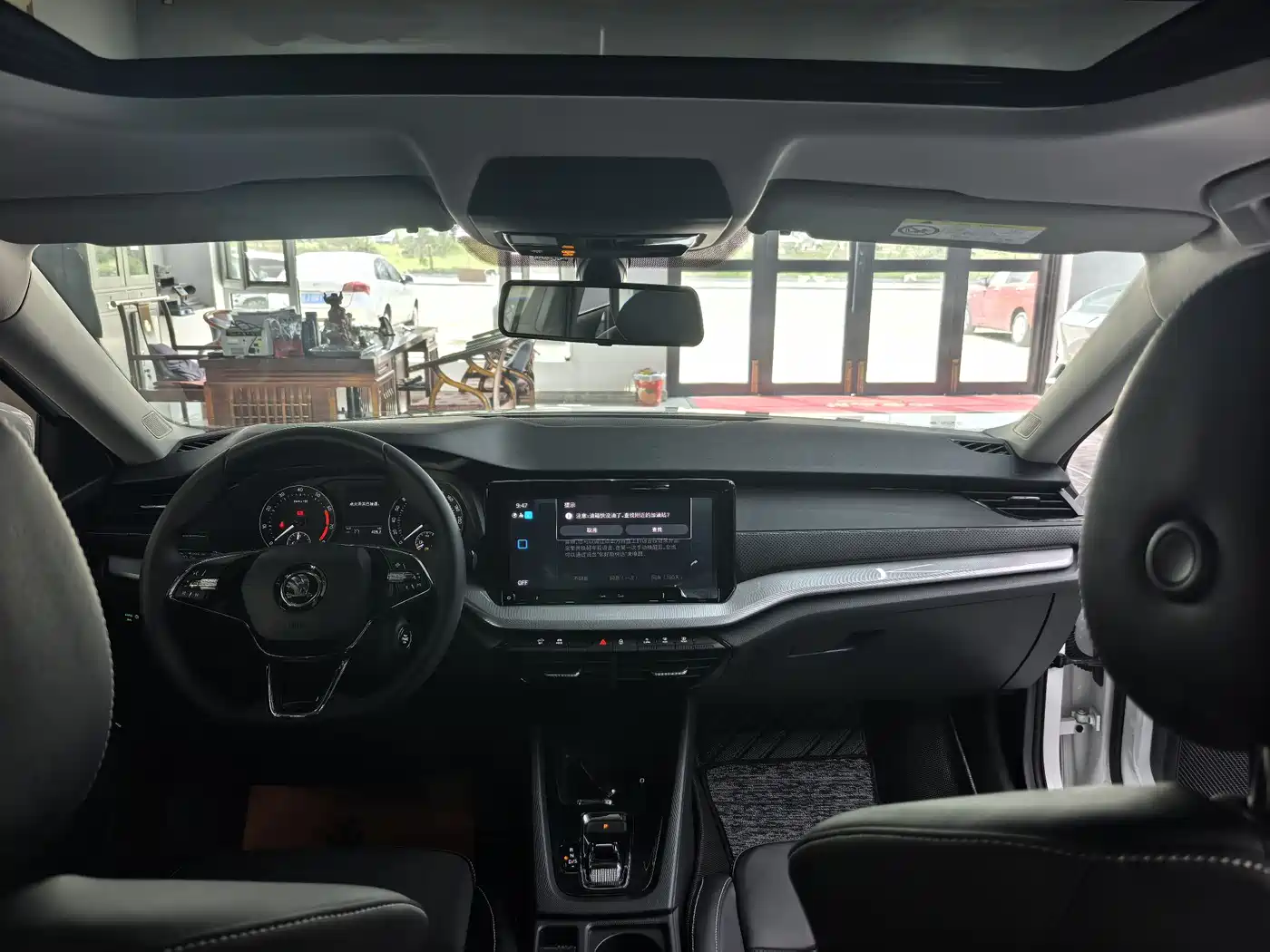 Škoda Octavia 2023 Facelift PRO TSI280 Premium Edition фото 10
