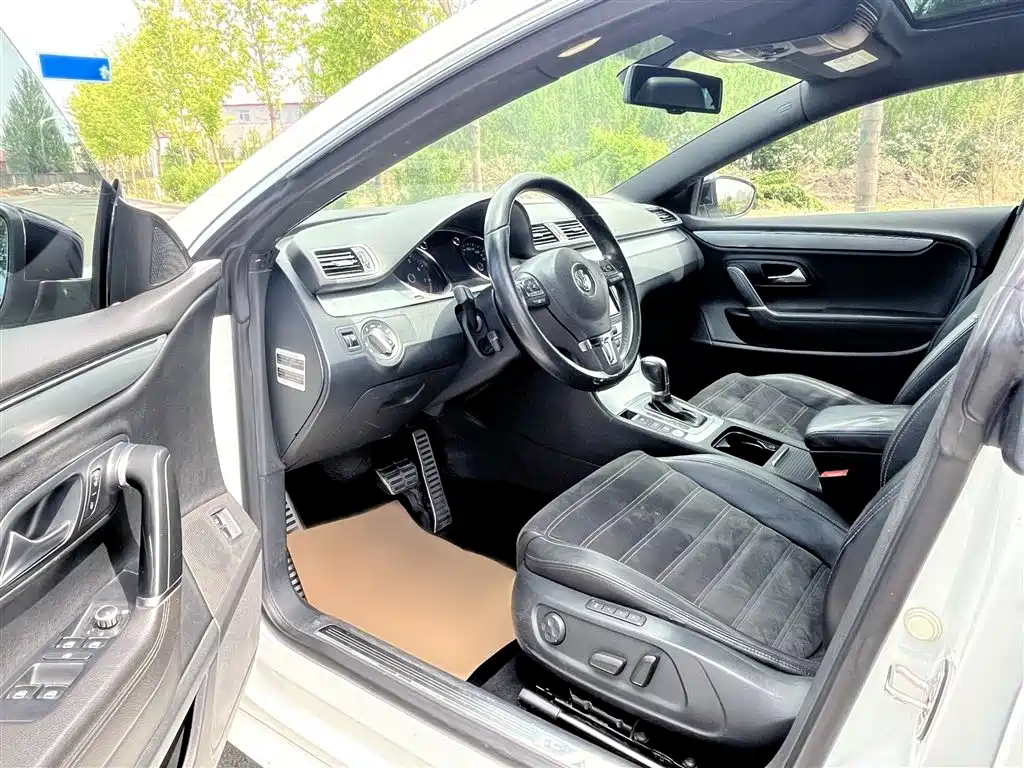 Volkswagen FAW-Volkswagen CC 2015 2.0TSI Luxury фото 10