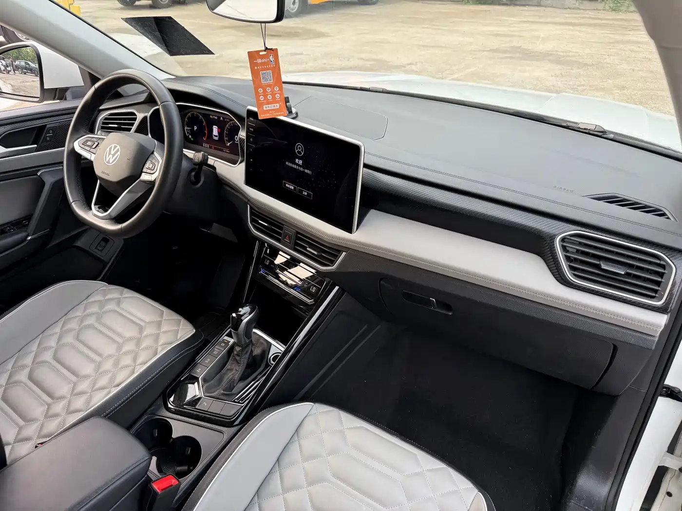Volkswagen Tayron 2023 330TSI 2WD Luxury Plus Advanced Edition фото 8