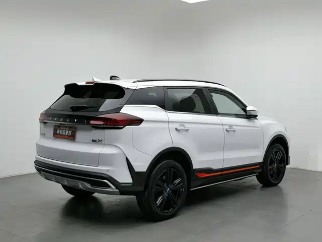 Geely Boyue 2022 Boyue X 1.8TD DCT Smart Premium — фото 2