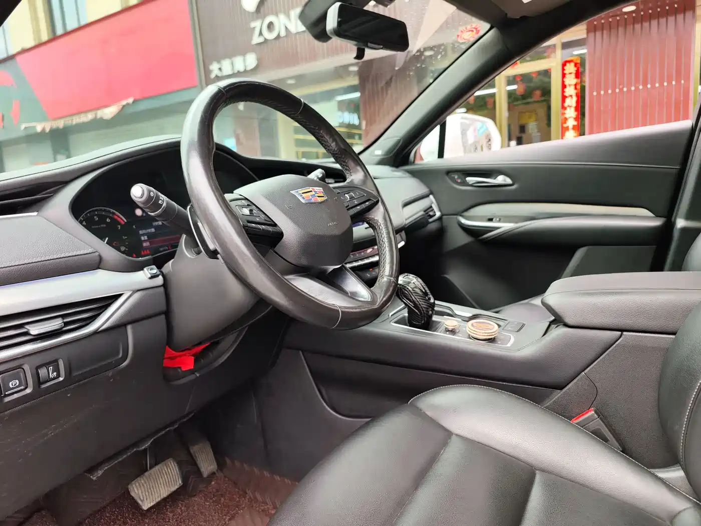 Cadillac XT4 2020 28T FWD Leading Trim фото 10