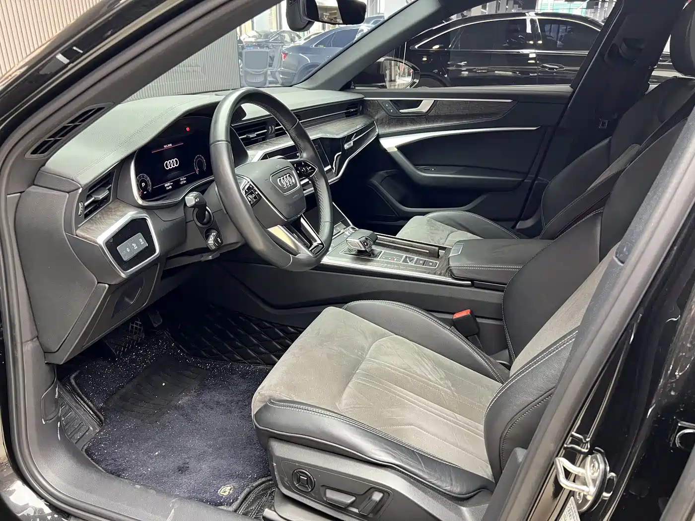 Audi A6L 2022 45 TFSI Premium Dynamic фото 9
