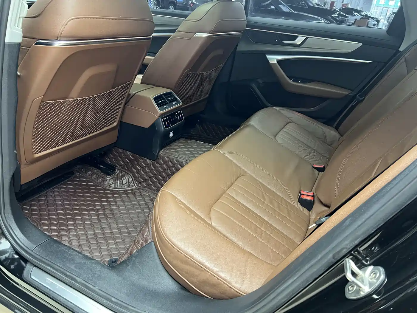 Audi A6L 2020 45 TFSI Premium Elegance фото 15