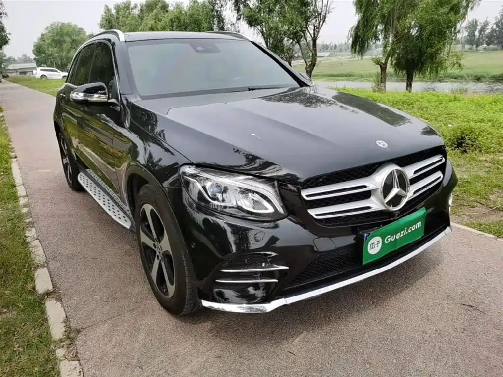 Mercedes-Benz GLC 2018 GLC 260 4MATIC Luxury фото 4