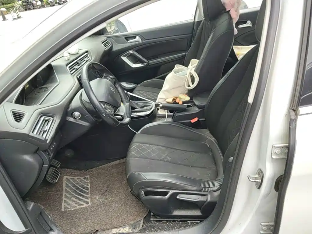 Peugeot 308 2017 2016 1.6L Automatic Luxury
