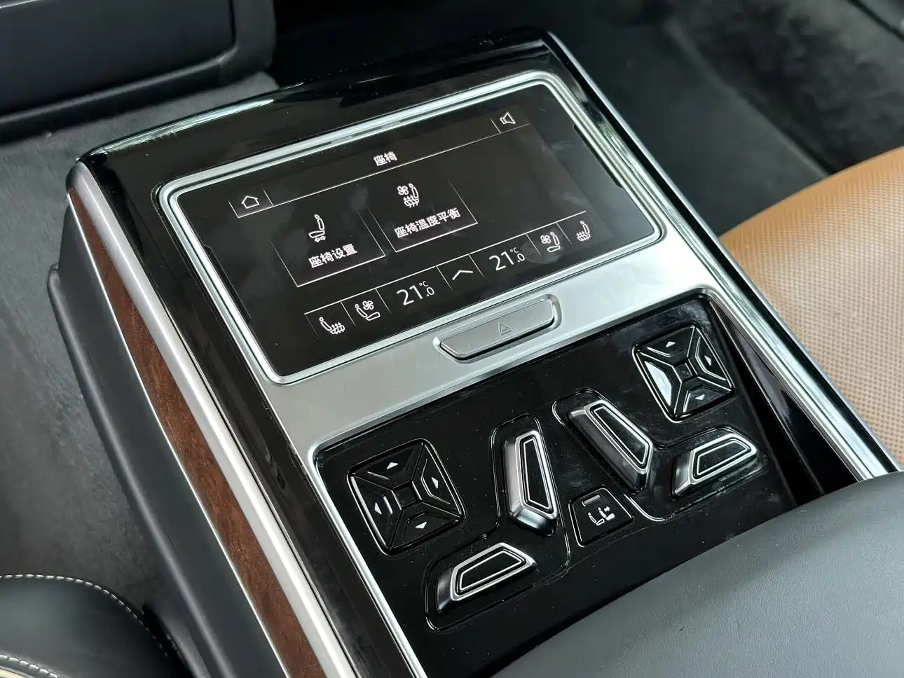 Audi A8 2019 Facelift Plus A8L 50 TFSI quattro Luxury фото 12