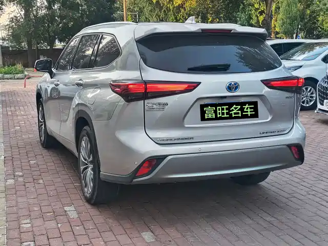 Toyota Highlander 2022 Dual Engine 2.5L 4WD Supreme Edition 7-Seater — фото 5