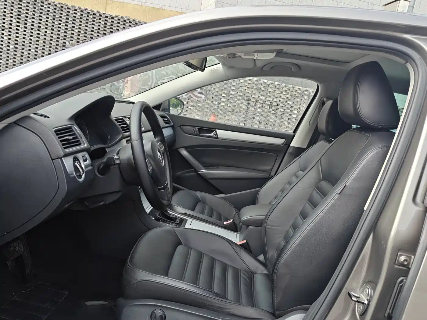 Volkswagen Passat 2013 1.8TSI DSG Yuzun фото 8
