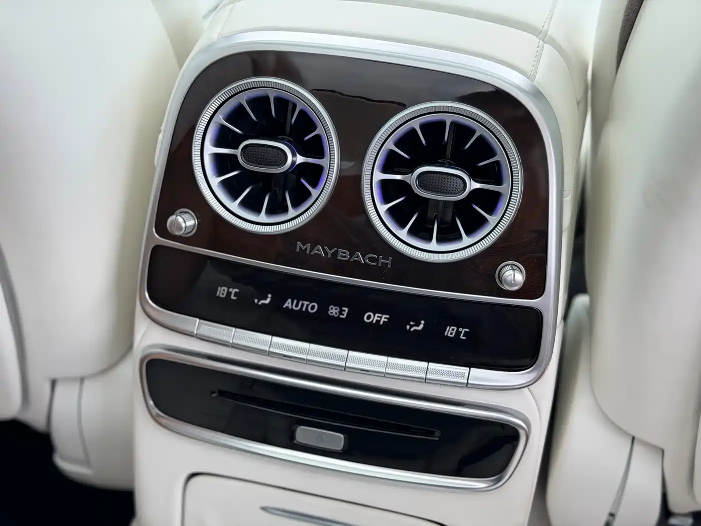 Mercedes-Benz Maybach S-Class 2017 S 400 4MATIC фото 26
