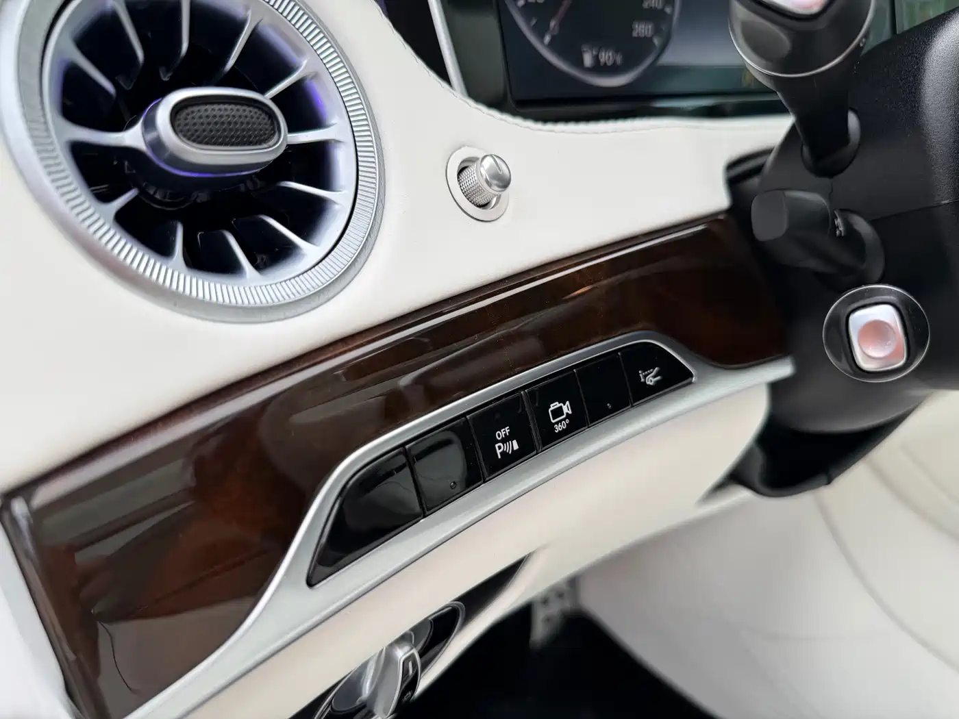 Mercedes-Benz Maybach S-Class 2017 S 400 4MATIC фото 27