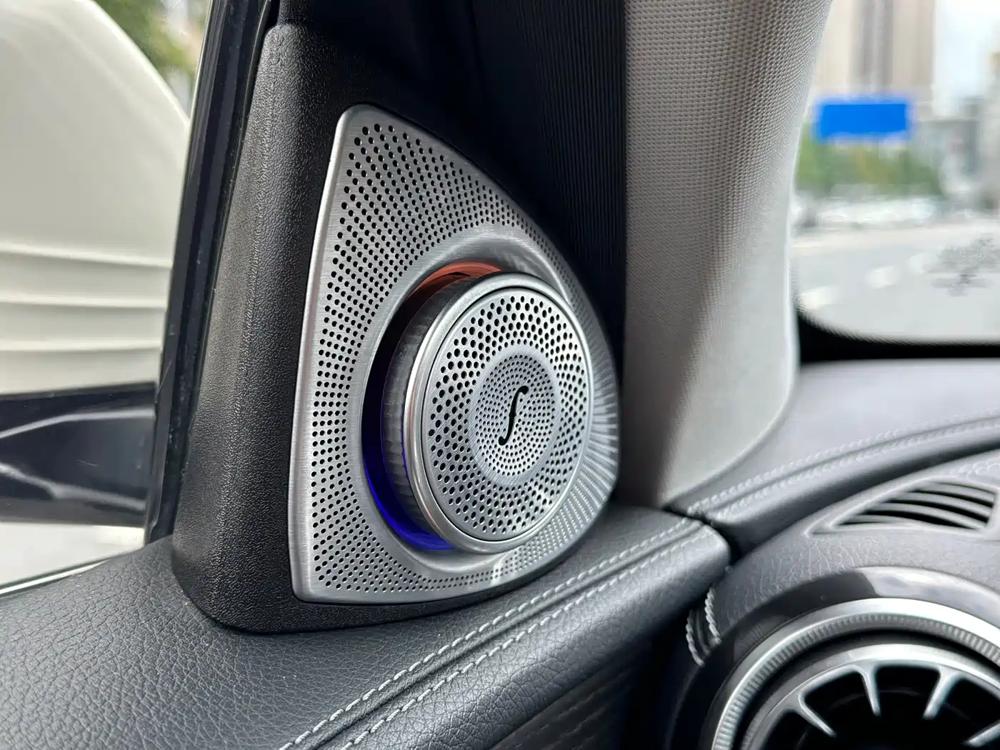 Mercedes-Benz E-Class 2020 Model E 260 L Sport фото 19