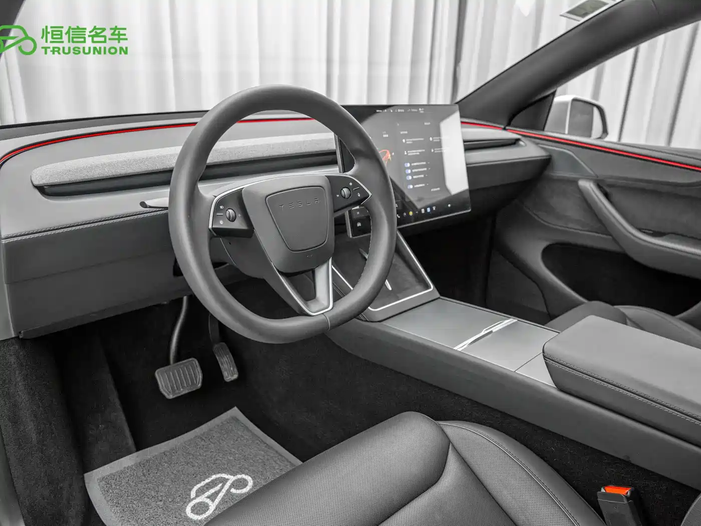 Tesla Model Y L 2026 2025 Facelift Long Range AWD