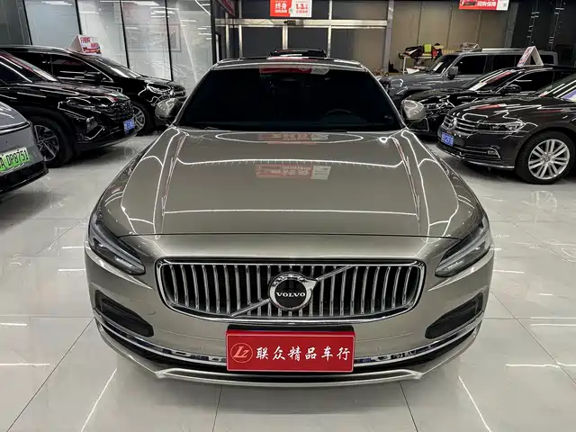  Volvo Volvo S90 2022 B5 Zhiyuan Luxury Edition