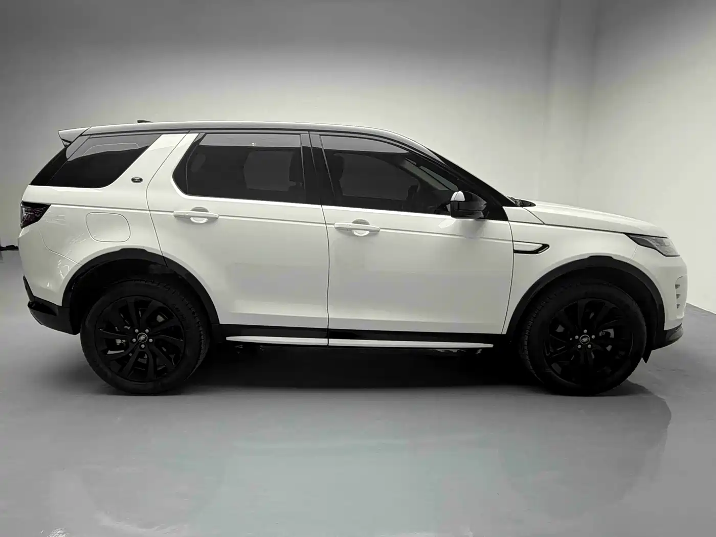 LAND ROVER DISCOVER SPORTS