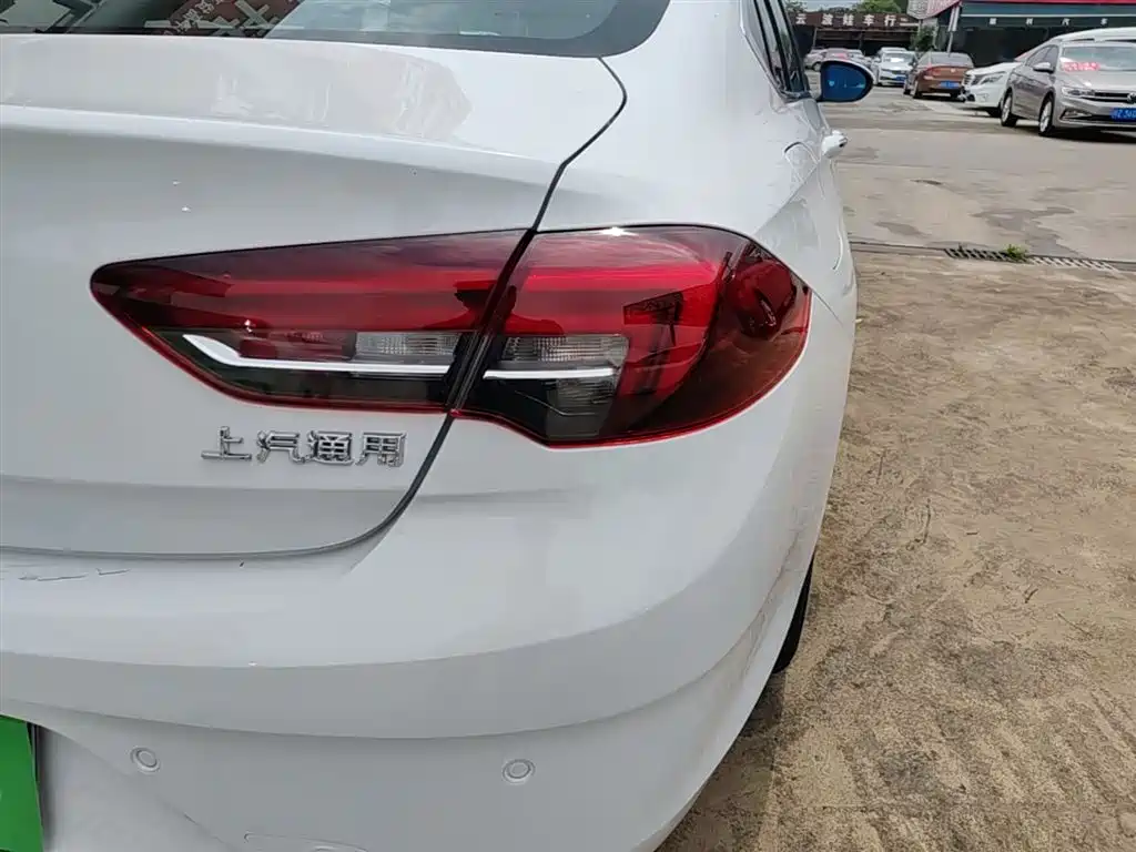 Buick Regal 2017 20T Elite Type фото 8