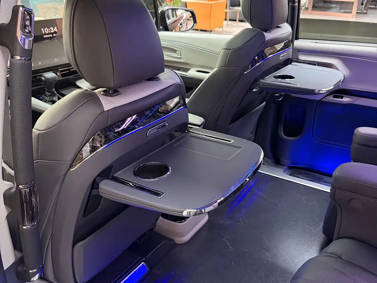 Toyota Sienna 2026