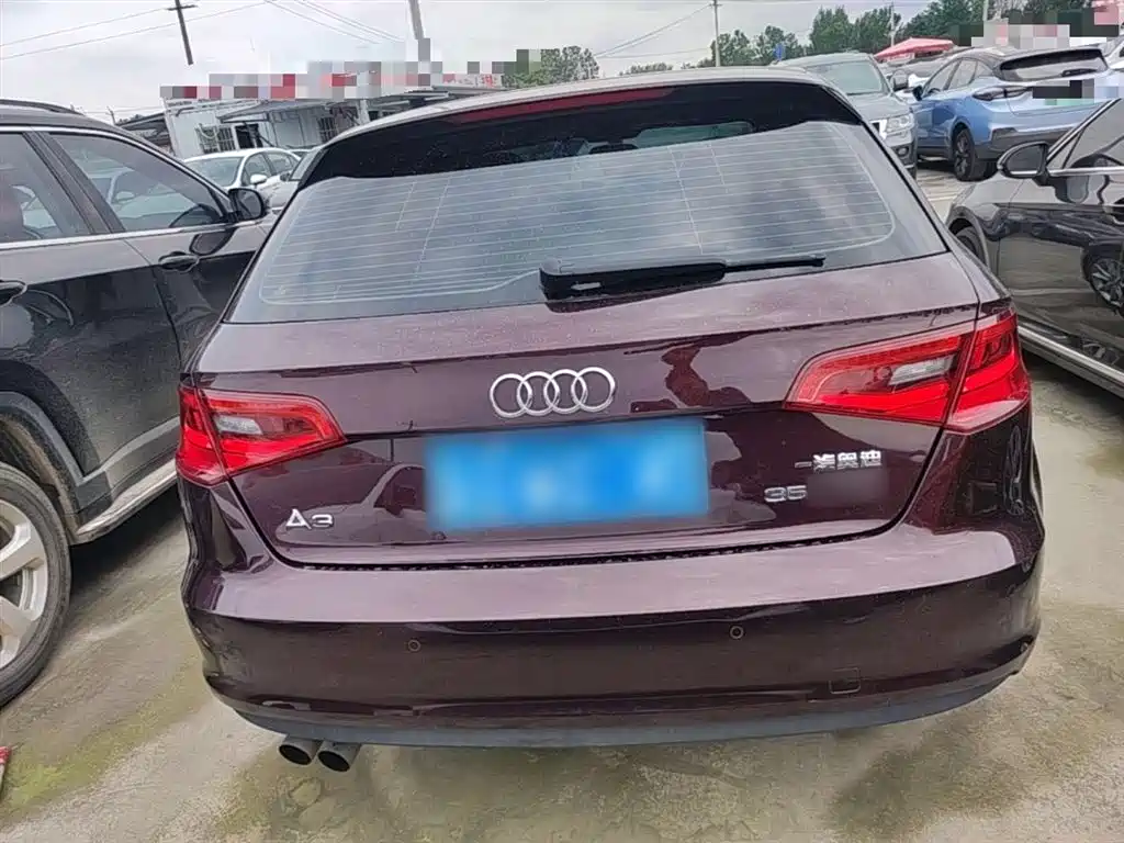 Audi A3 2014 Sportback 35 TFSI Automatic Comfort фото 6