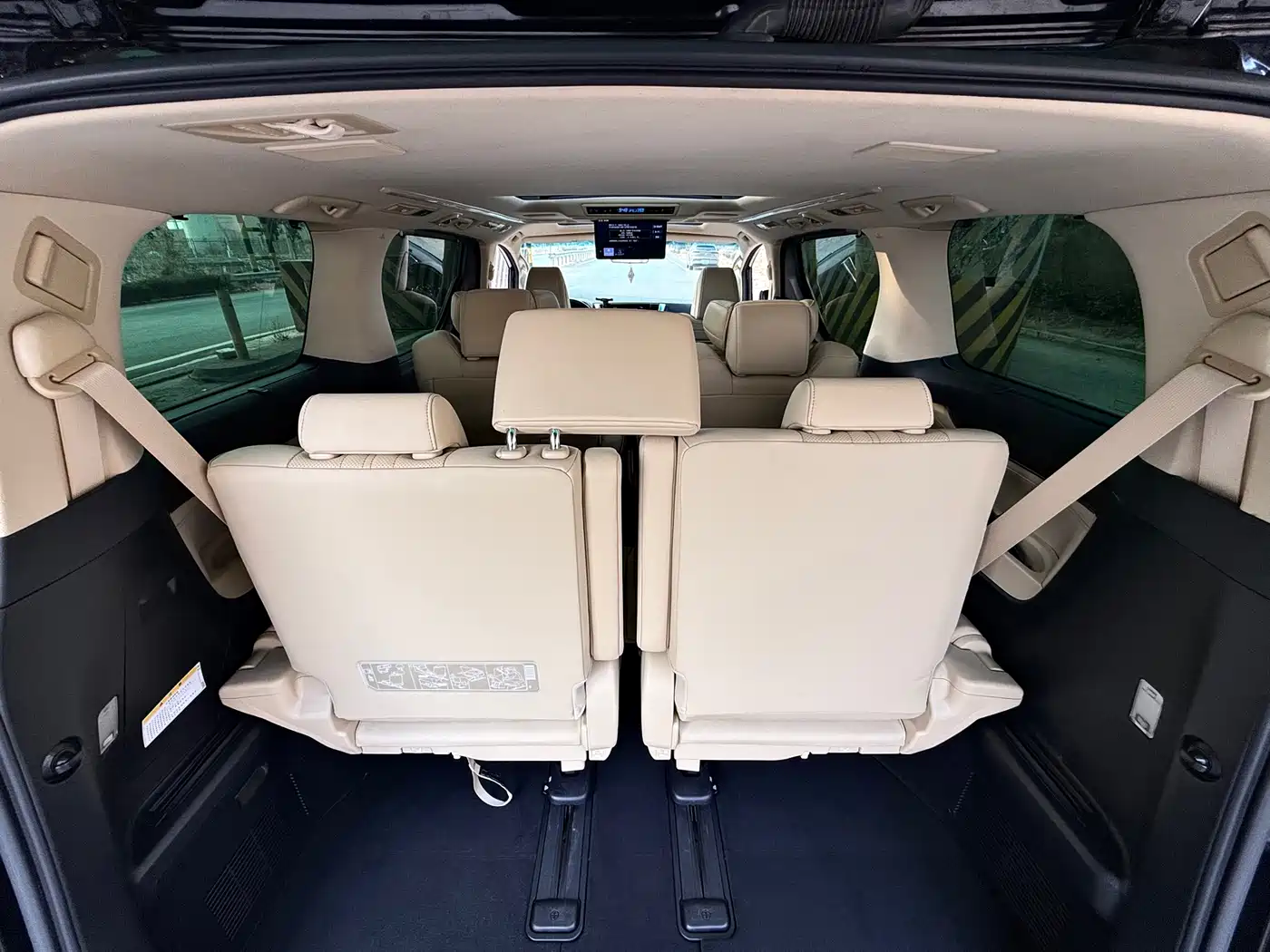 Toyota Vellfire 2021 Crown Hybrid 2.5L HV Supreme Edition фото 9