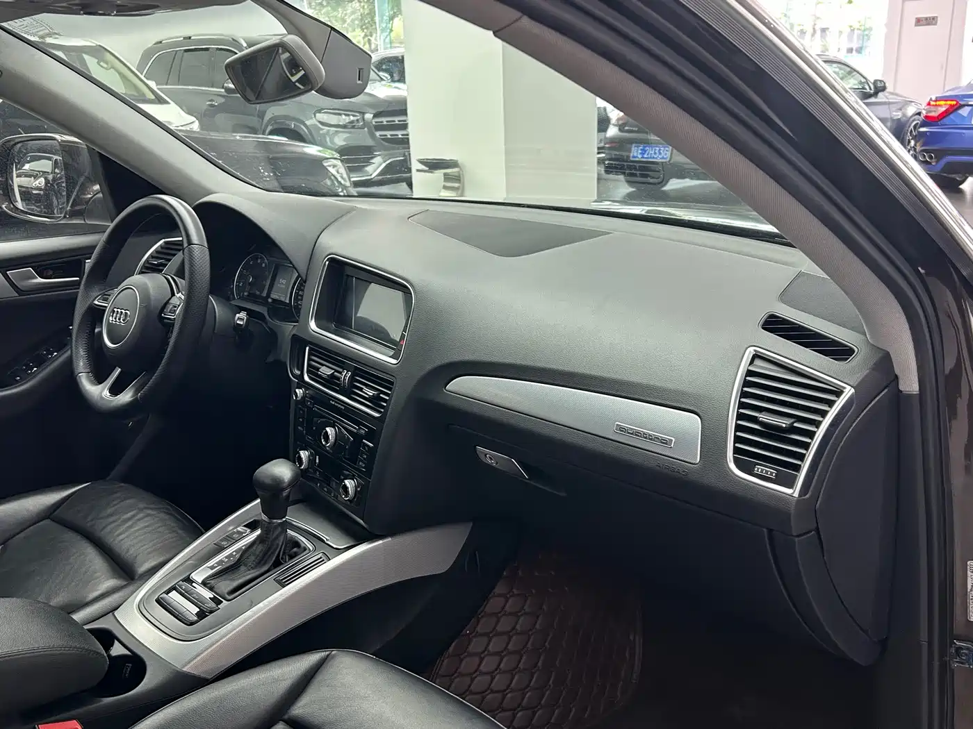 Audi Q5 2015 40 TFSI Technology фото 15