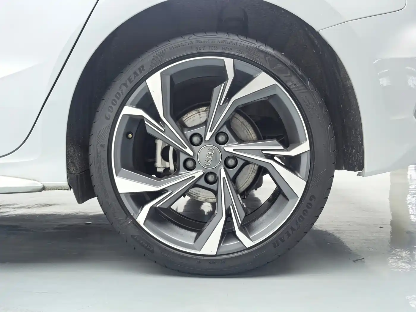 Audi A3 2021 Sportback 35 TFSI Luxury Sport фото 3