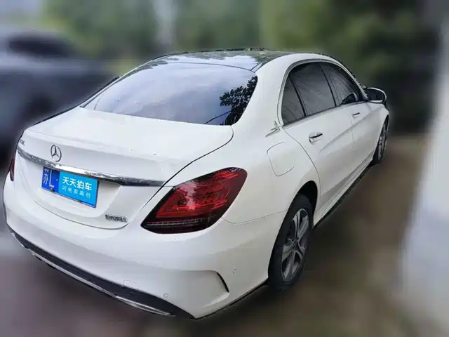 Mercedes-Benz C-Class 2020 C 260 L Sport — фото 2
