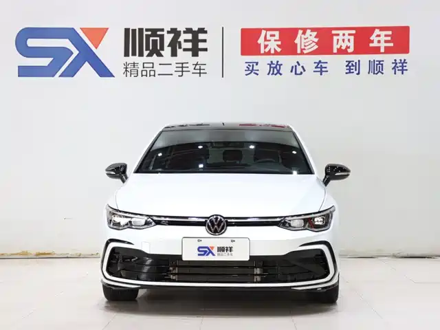 Volkswagen Golf 2023 Facelift 280TSI DSG R-Line Lite — фото 2