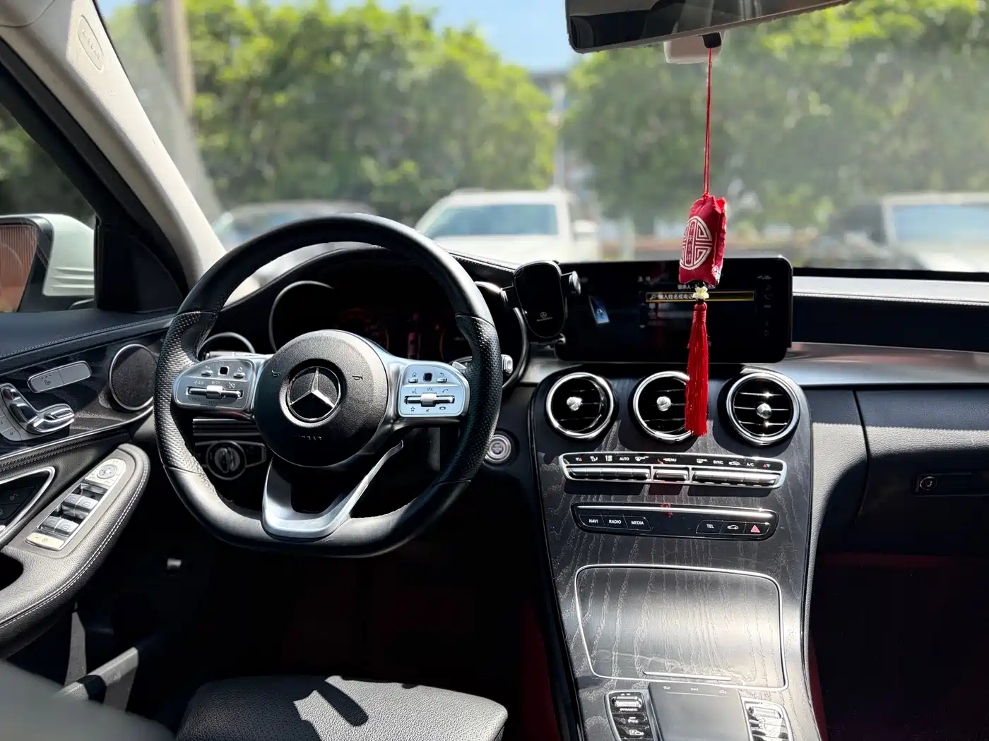 Mercedes-Benz C-Class 2020 Facelift C 260 L Sport фото 13