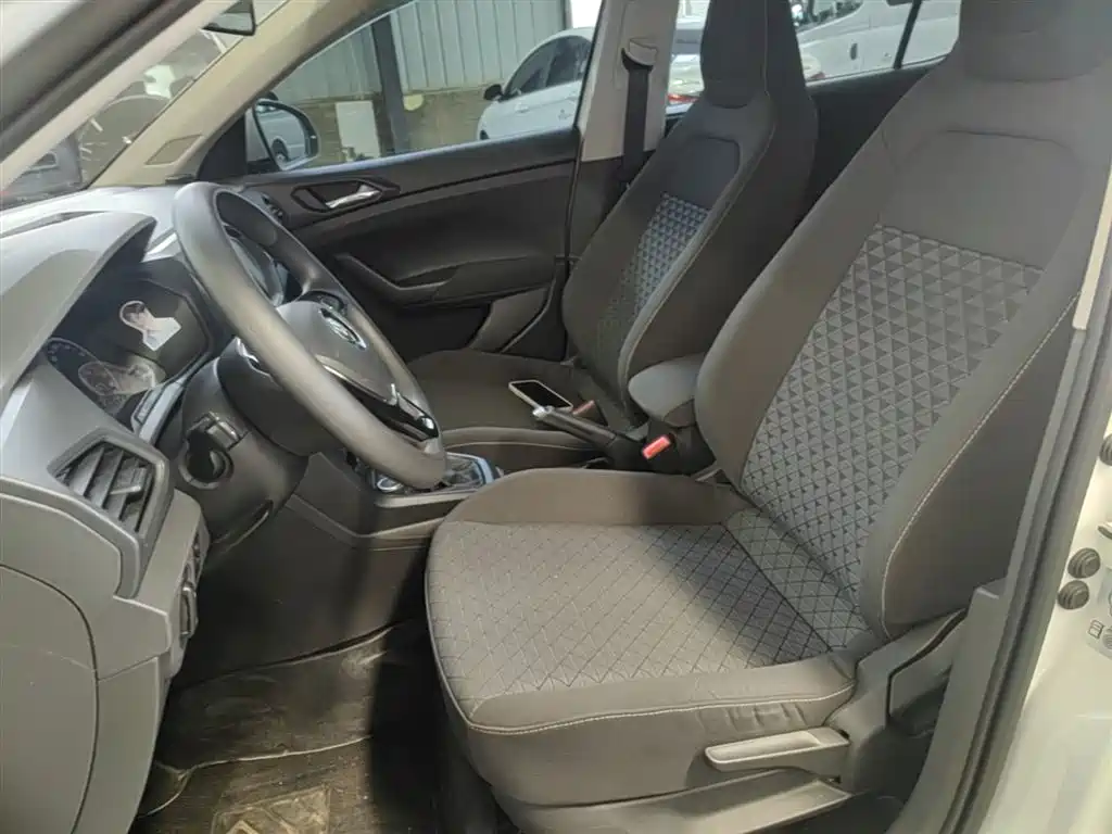 Volkswagen T-Cross 2019 1.5L Automatic Trend Edition фото 15