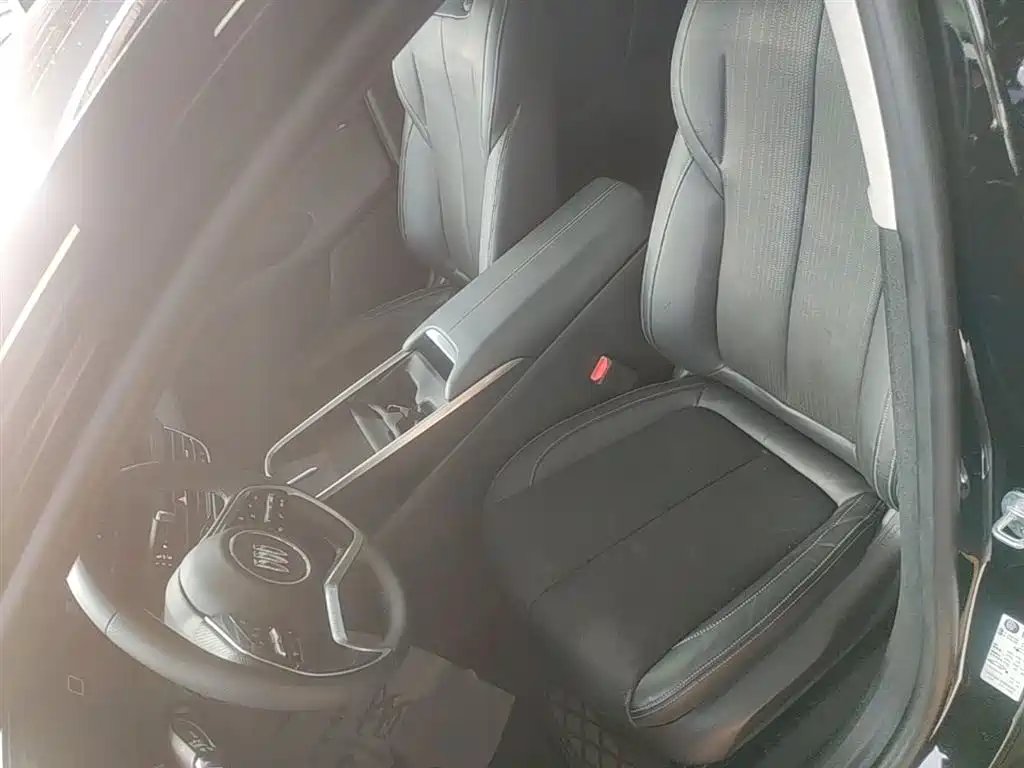 Buick LaCrosse 2023 28T Premium Edition фото 15