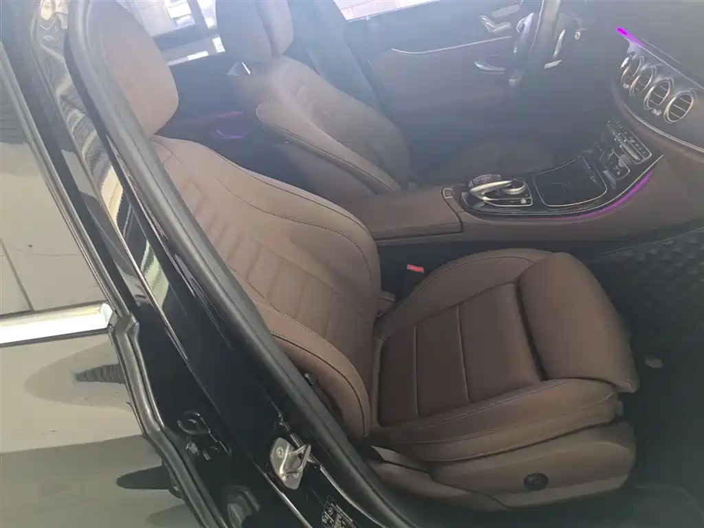 Mercedes-Benz E-Class 2016 E 200 L Sport Type фото 25