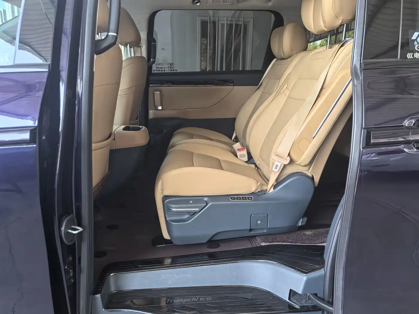 GAC Trumpchi Trumpchi E8 NEV 2024 Model 150km MAX фото 7