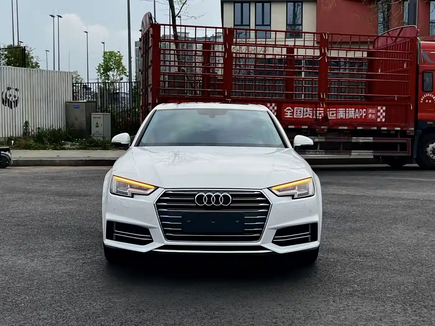 Audi A4L 2018 30th Anniversary 40 TFSI Fashion фото 2