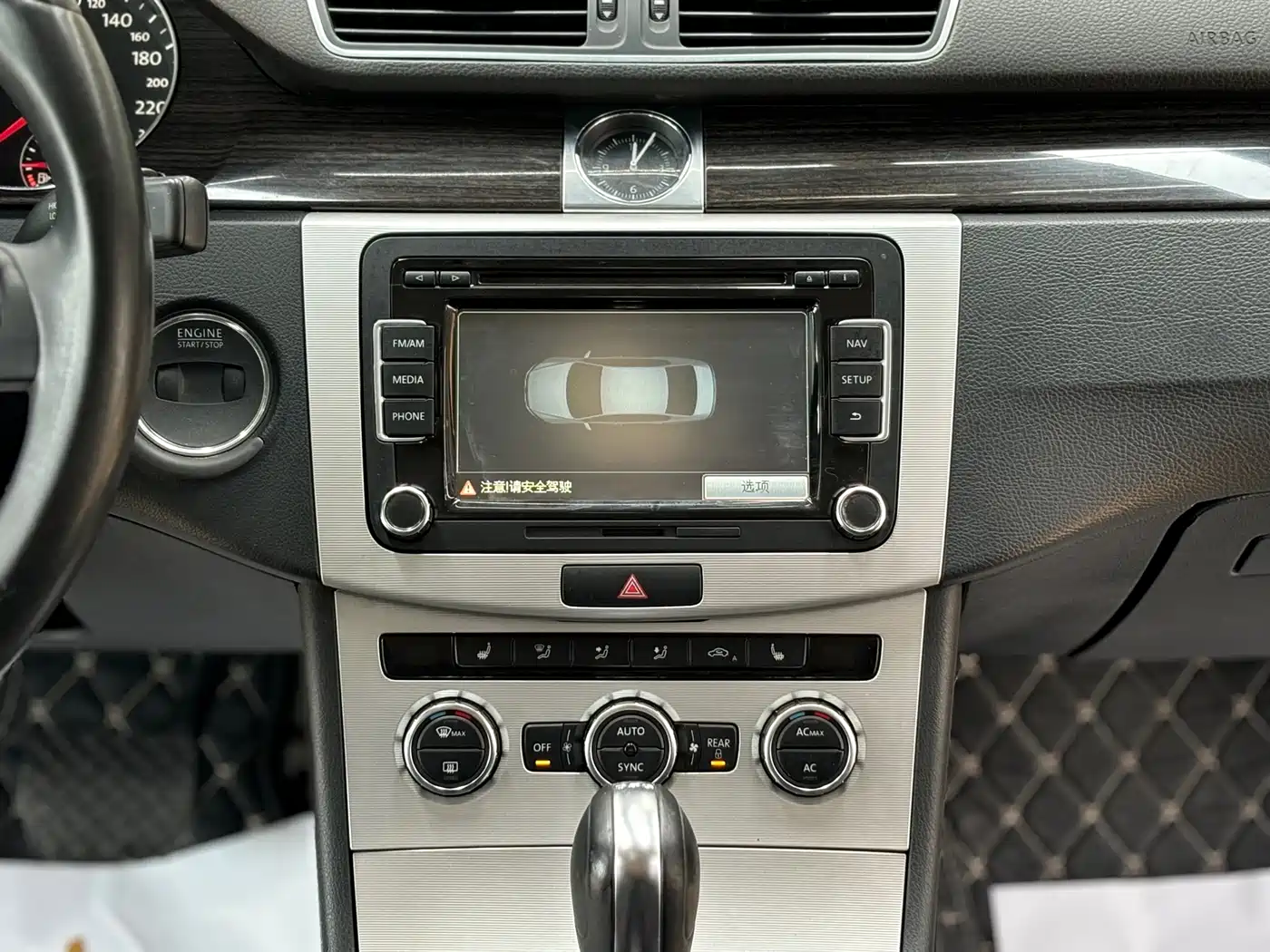 Volkswagen Magotan 2012 1.8TSI Premium фото 9