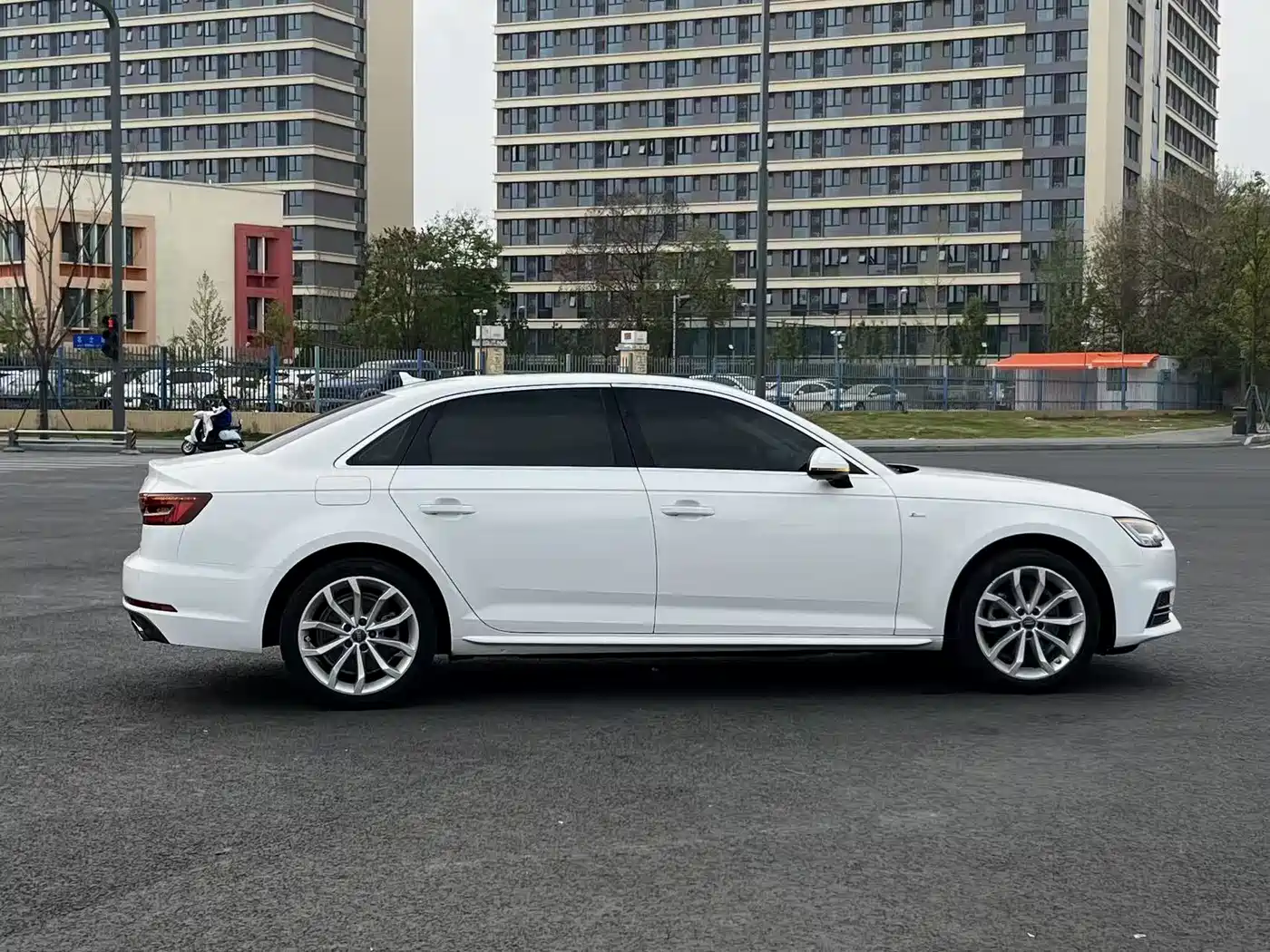 Audi A4L 2018 30th Anniversary 40 TFSI Fashion фото 13