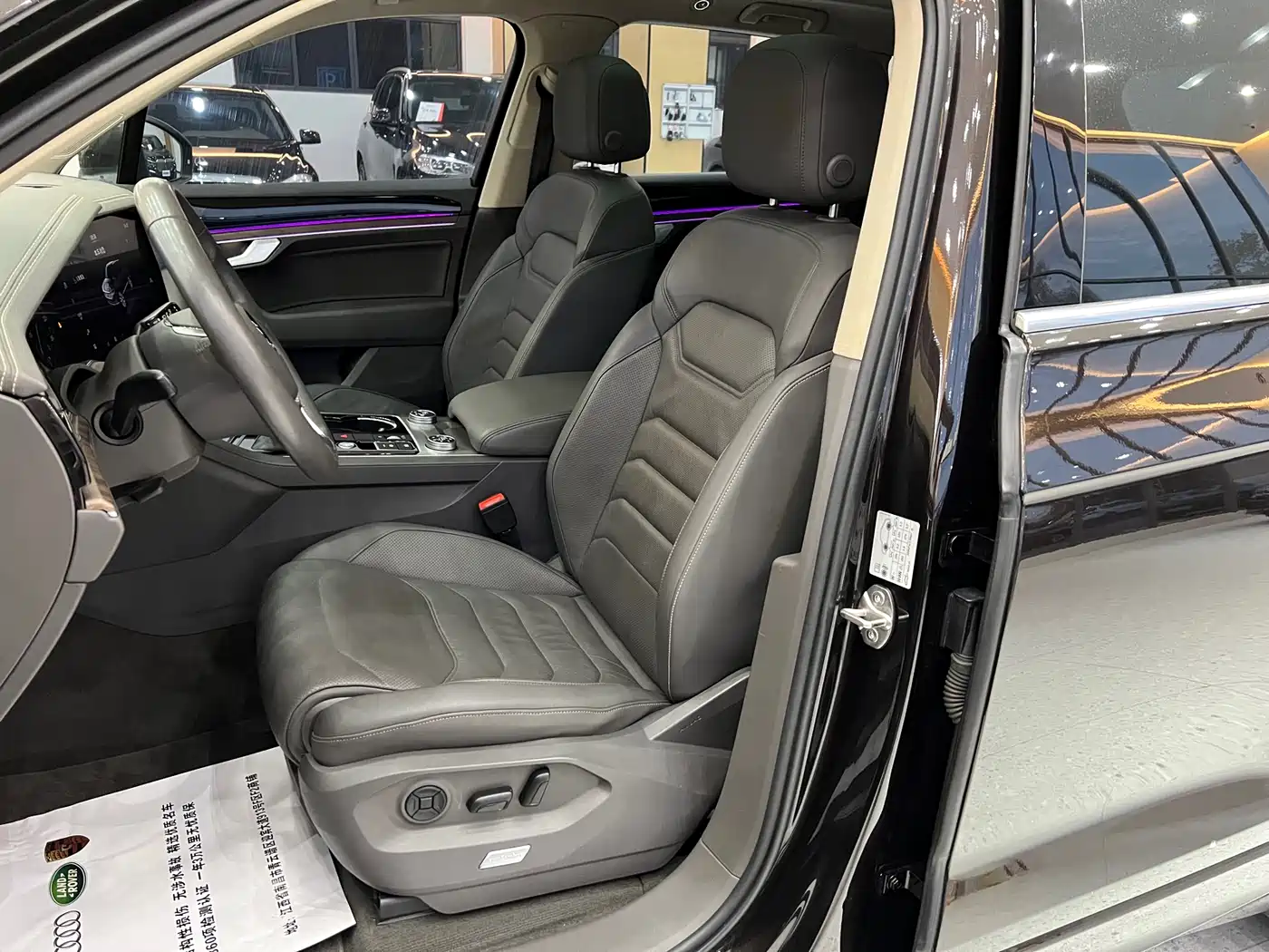 Volkswagen Touareg 2019 3.0TSI Sharp Edge Edition China V фото 6