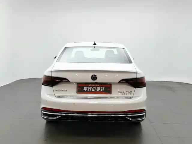 Volkswagen Sagitar 2023 300TSI DSG Excellence Edition — фото 4