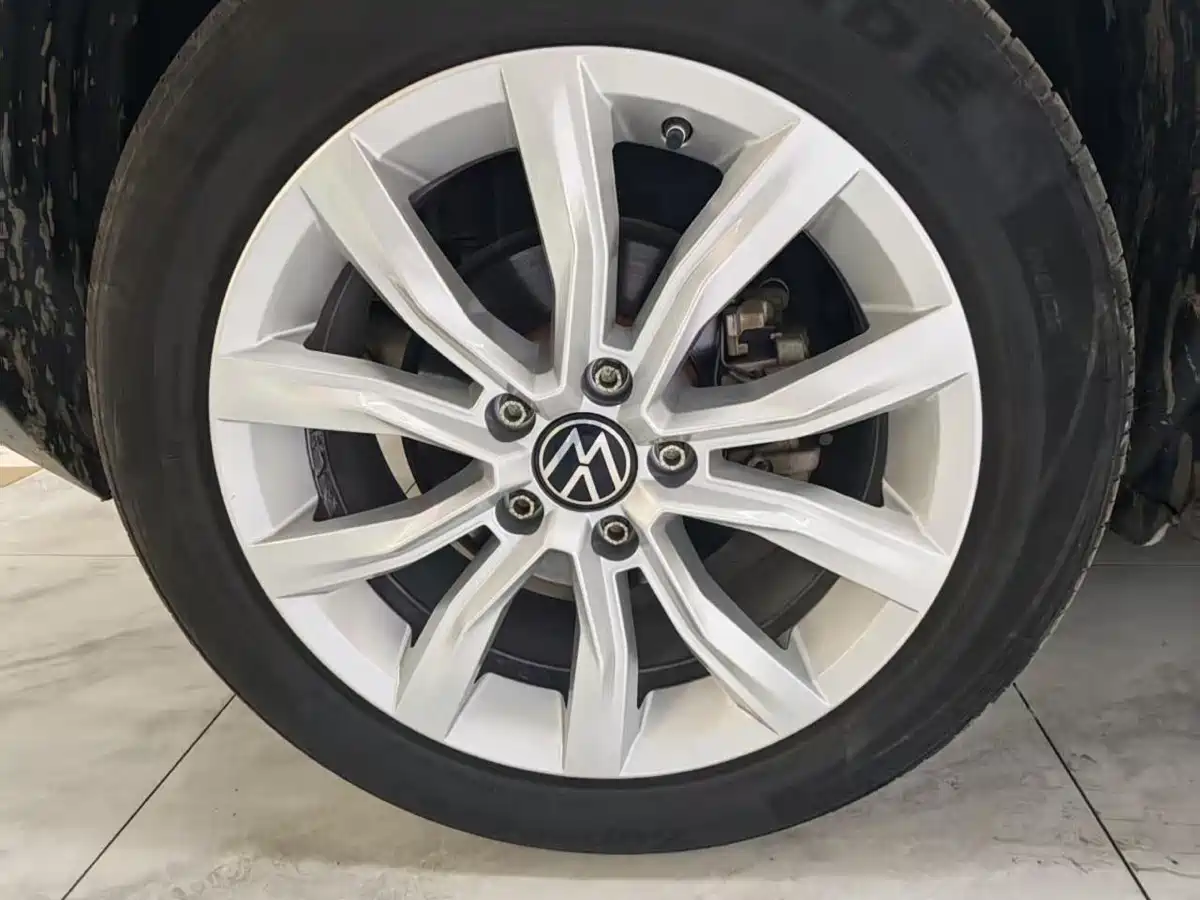 Volkswagen T-ROC 2022 280TSI DSG 2WD Elite PLUS фото 9