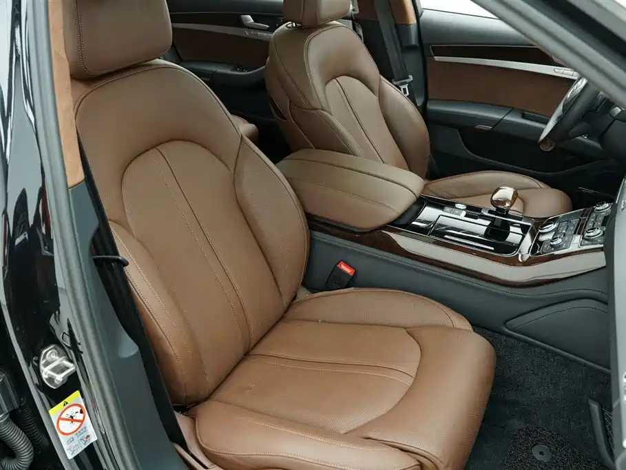 Audi A8 2014 A8L 45 TFSI quattro Luxury фото 29