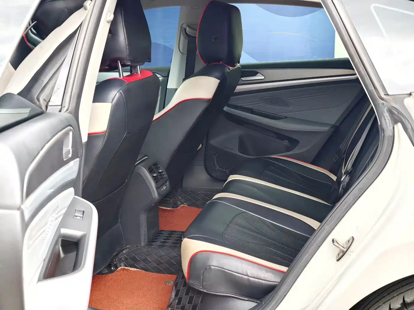 Volkswagen Lamando 2023 Lamando L 280TSI DSG Cool Edition фото 7